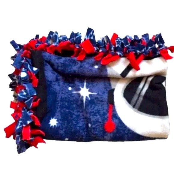 Fleece Throw Blanket 40" x 50" Throw Hand Made Space,Stars ,Sky Print - Picture 2 of 3